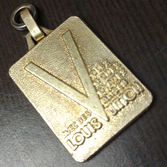 Louis Vuitton vintage brass keychain - Picture 3 of 3